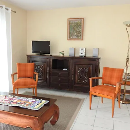 شقة T3 Aux Sables D'olonne Avec Balcon, Garage, A 500m De La Et 400m Des Commerces - Fr-1-92-790