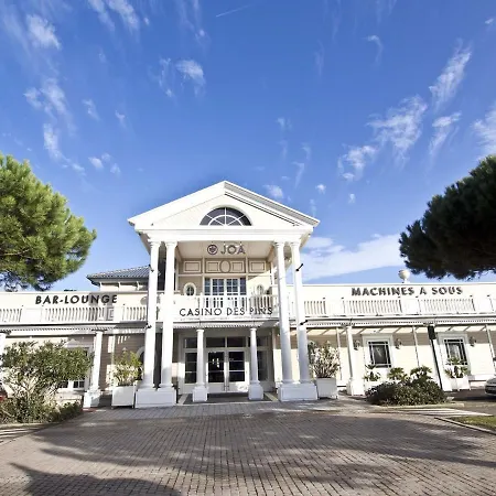 شقة T3 Aux Sables D'olonne Avec Balcon, Garage, A 500m De La Et 400m Des Commerces - Fr-1-92-790 لي سابلِ دولونْ