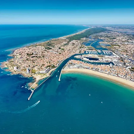 شقة T3 Aux Sables D'olonne Avec Balcon, Garage, A 500m De La Et 400m Des Commerces - Fr-1-92-790